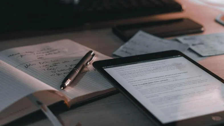 End-to-End-Übersetzung von E-Learning-Modulen