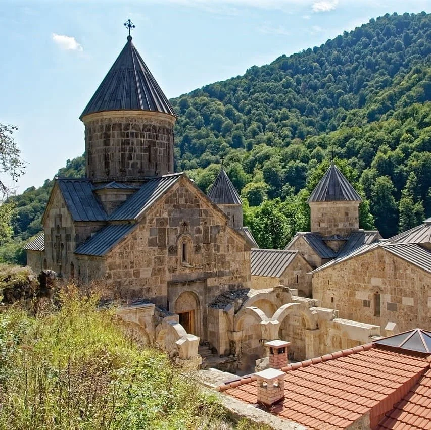 Armenisch-Deutsch und Deutsch-Armenisch Übersetzungen