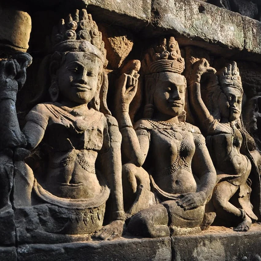 Vorteile des Khmer-Übersetzungsunternehmens PoliLingua