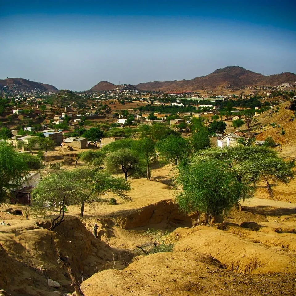 Somali Übersetzungen von PoliLingua