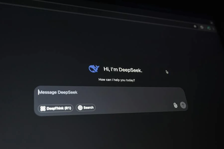 DeepSeek vs ChatGPT | Ist DeepSeek-Übersetzung zuverlässiger?